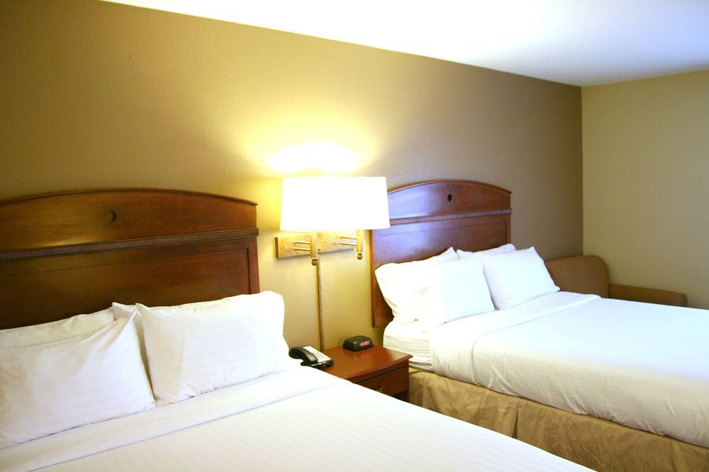 Comfort Inn & Suites Near Route 66 Lincoln Kültér fotó
