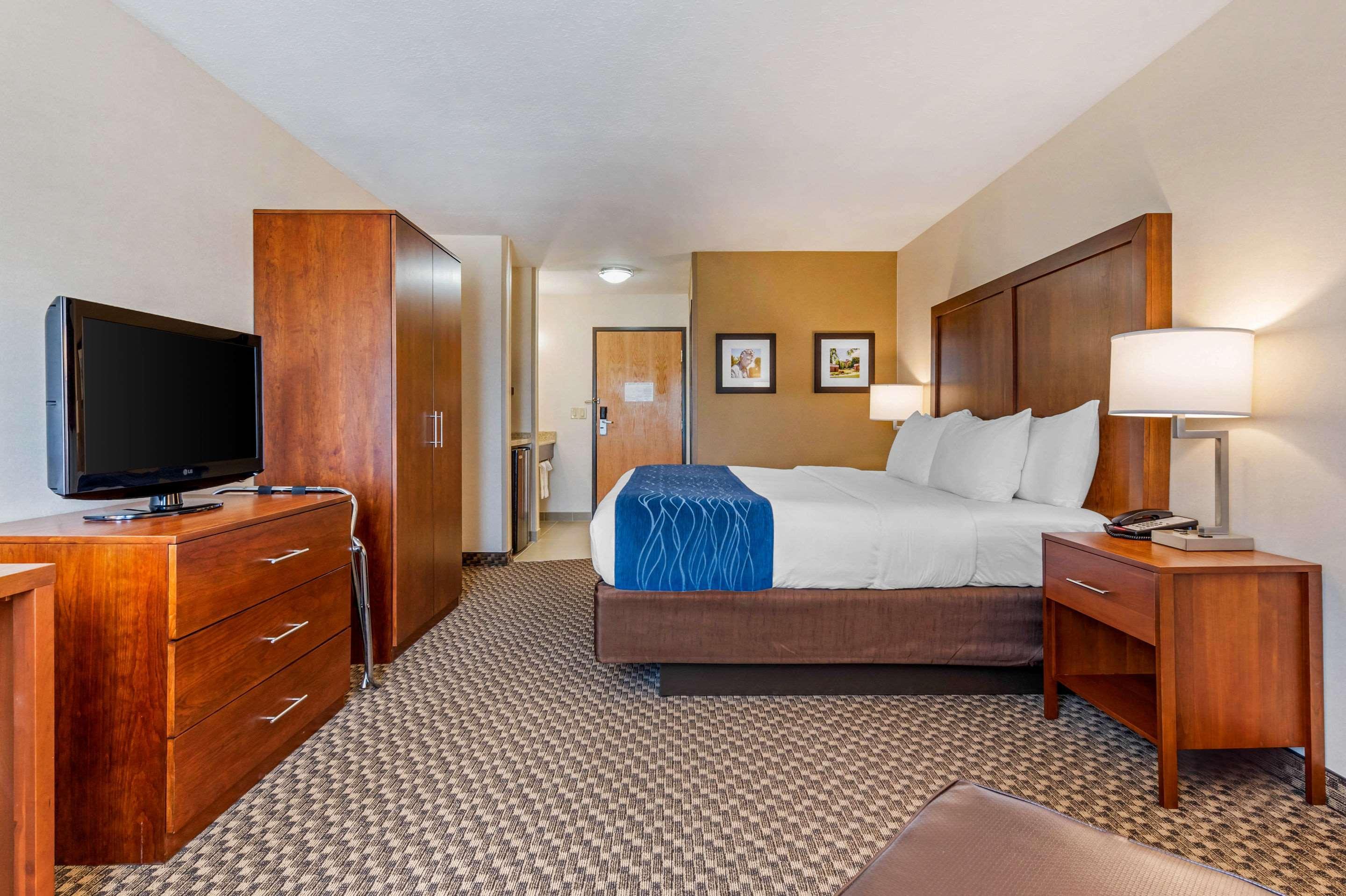 Comfort Inn & Suites Near Route 66 Lincoln Kültér fotó