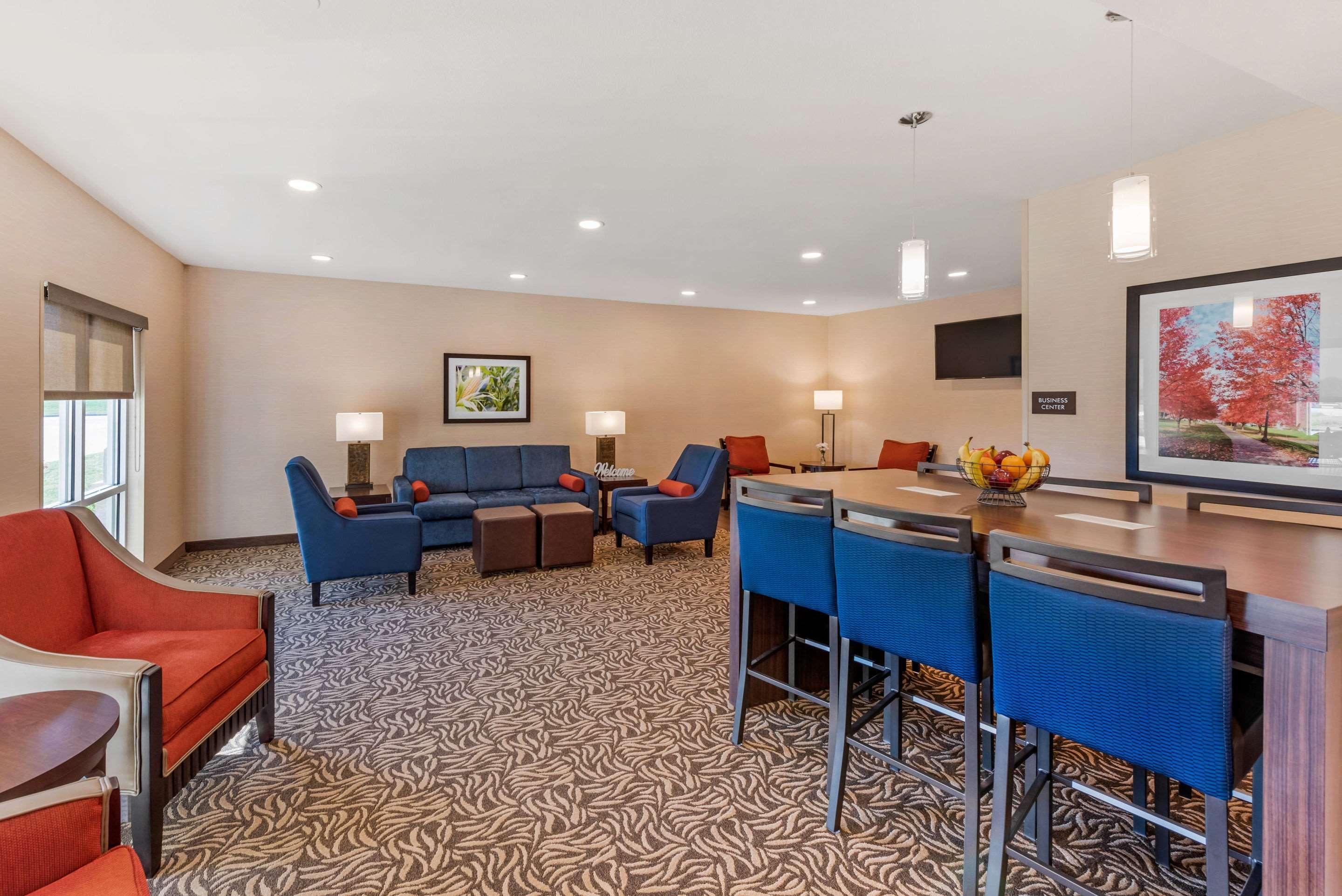 Comfort Inn & Suites Near Route 66 Lincoln Kültér fotó