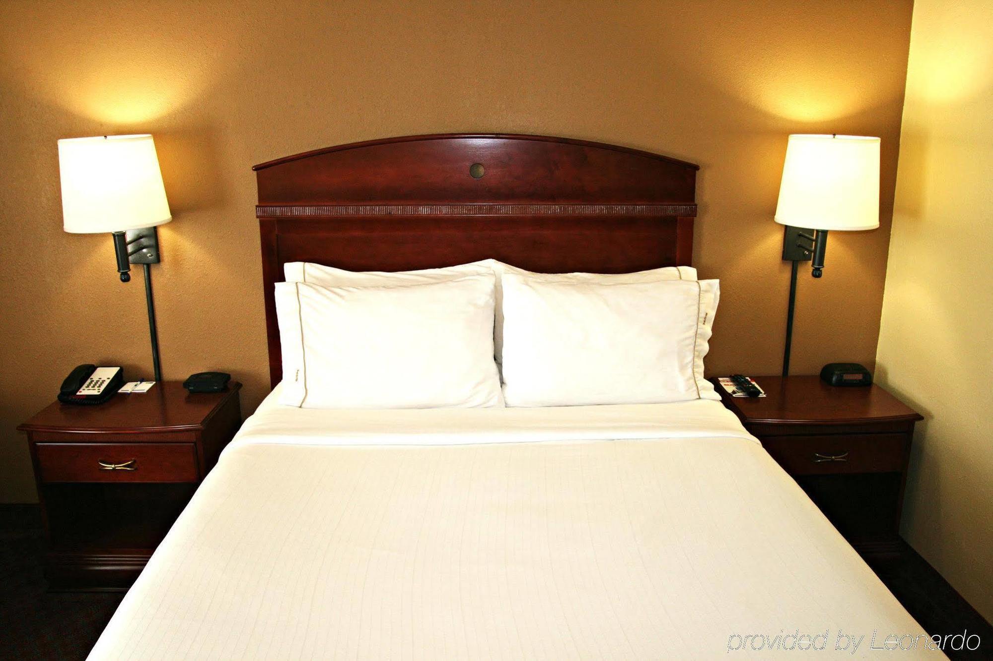 Comfort Inn & Suites Near Route 66 Lincoln Kültér fotó