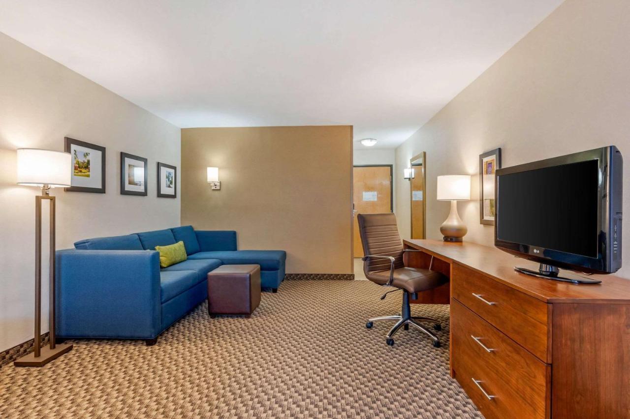 Comfort Inn & Suites Near Route 66 Lincoln Kültér fotó